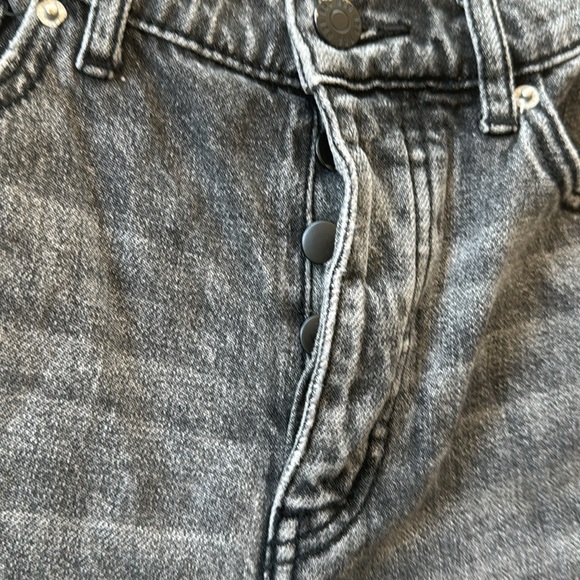 BDG SLIM STRAIGHT JEANS DISTRESSED BLACK WASHED - Picture 6 of 9